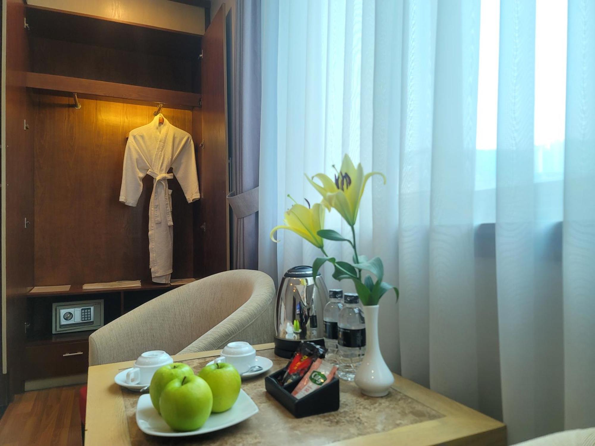 Luxeden Hotel Hanoi Dış mekan fotoğraf