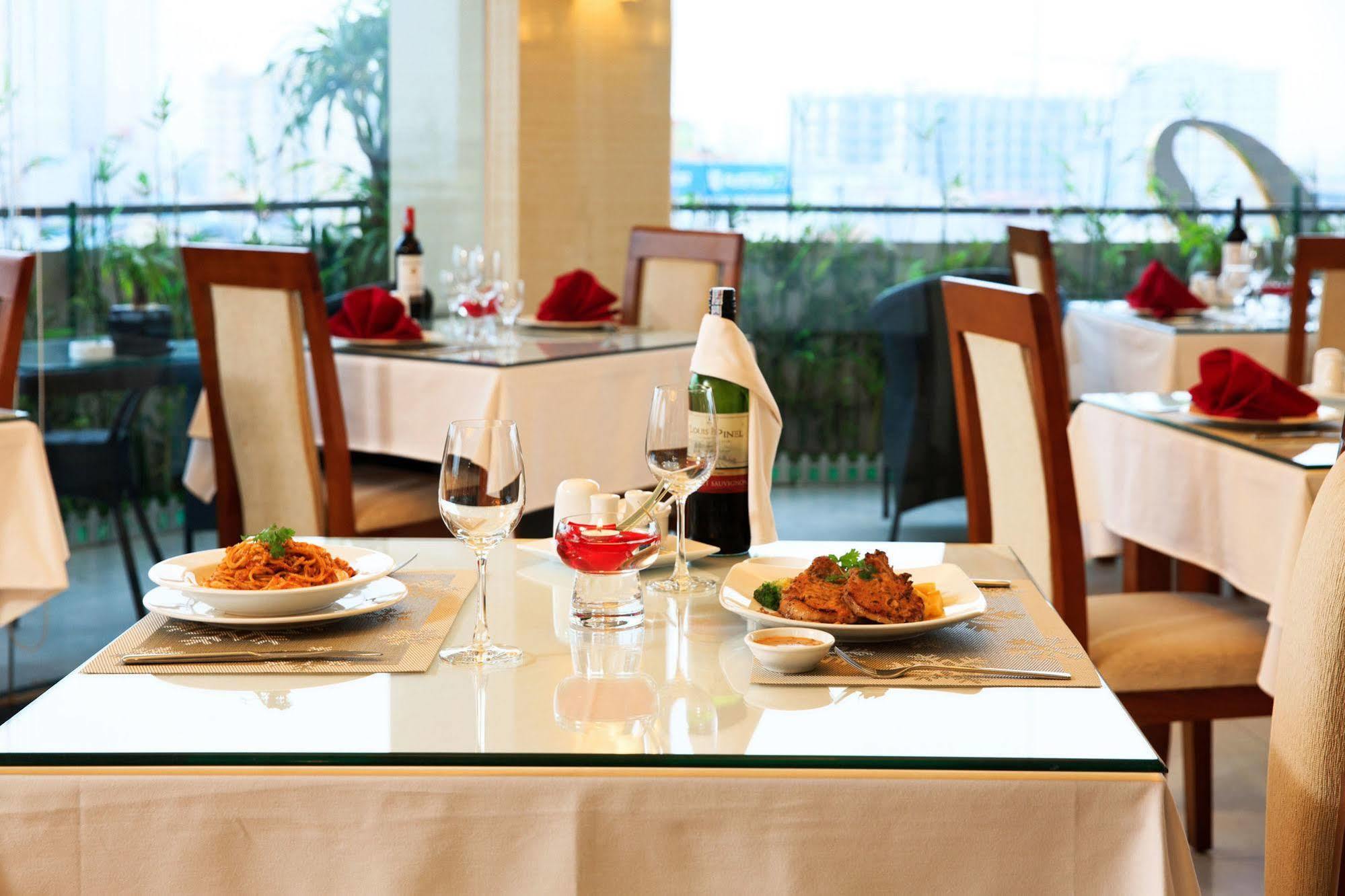 Luxeden Hotel Hanoi Dış mekan fotoğraf